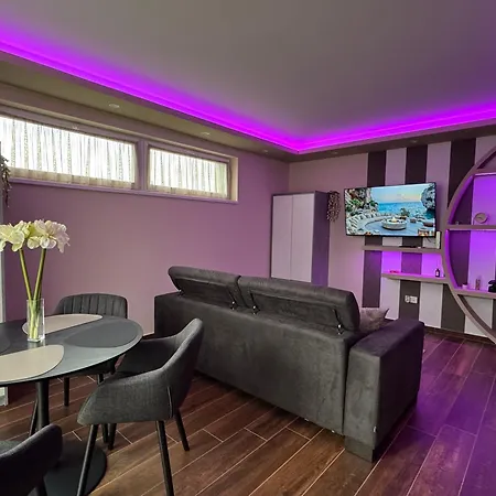 Penthouse Happy Seasons Apartamento
