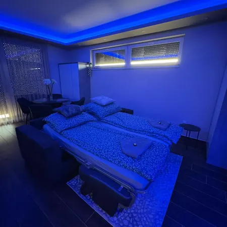 Penthouse Happy Seasons 公寓 Hajdúszoboszló